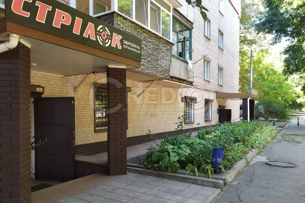 Продаж комерційного приміщення, діючий магазин, район 44 кварталу