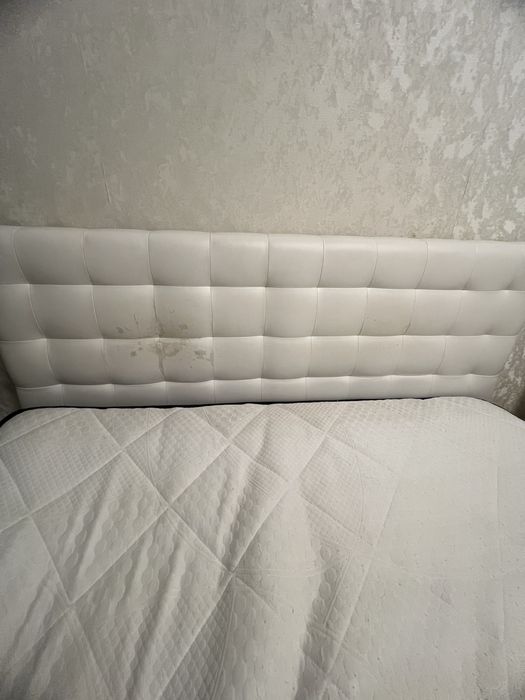 Ліжко двоспальне