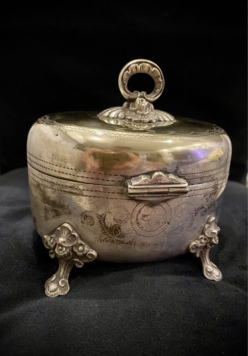 Posrebrzana Cukiernica, sygnowana S. Sulikowski, 1873/1883 r.