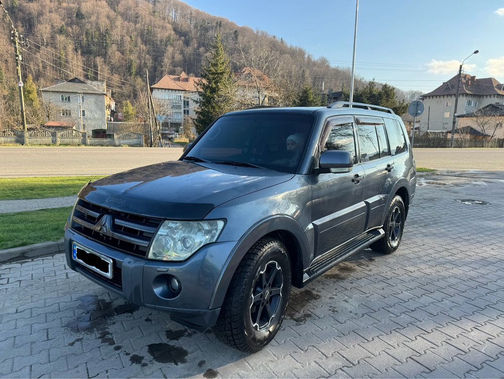 Mitsubishi Pajero Wagon