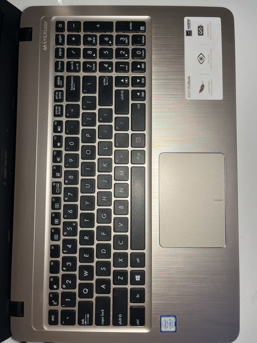 Laptop ASUS VivoBook R540UA-DM1783T złoty
