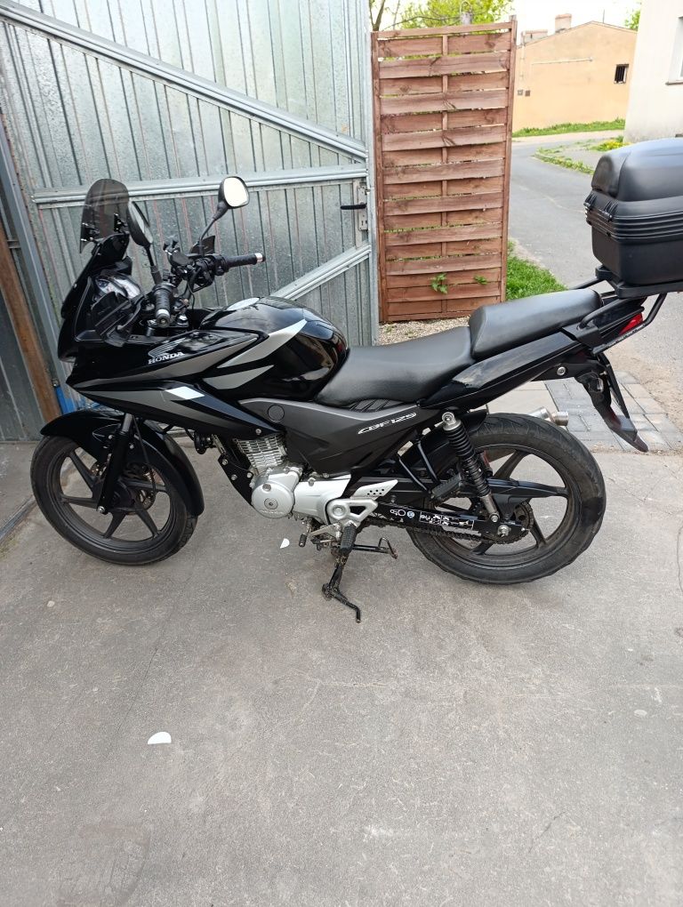 Honda CBF125 HondCBF125