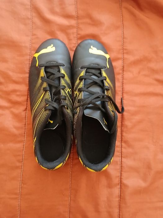 Chuteiras Puma tam 38 usadas uma vez