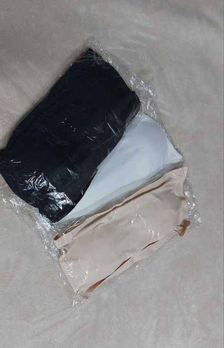 Топ безшовний з чашками / Бандо бюстлальтер