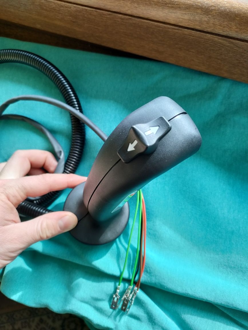 Obudowa joystik weidemann schaffer gehl mustang striegell ładowarka