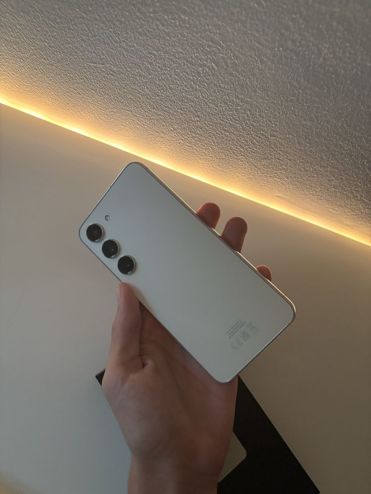 Samsung Galaxy S23 128GB - Kolor Gold - Zestaw + Ładowarka Samsung 25W