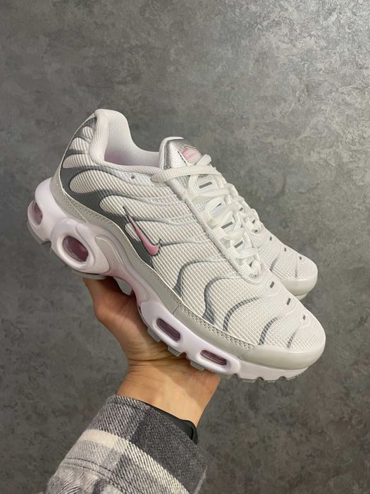 Женские кроссовки Nike Air Max Plus TN "White/Pink" 36-41