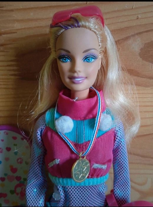 Lalka Barbie "I Can Be Snowboaeder"