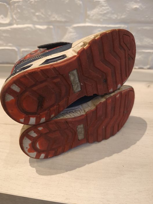 Buty świecące do kostki Spider-Man rozmiar 28