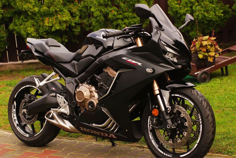 Honda CBR Honda CBR 650 r 2021rok ORYGINAŁ BEZYWPADEK Quickshifter pełna MOC