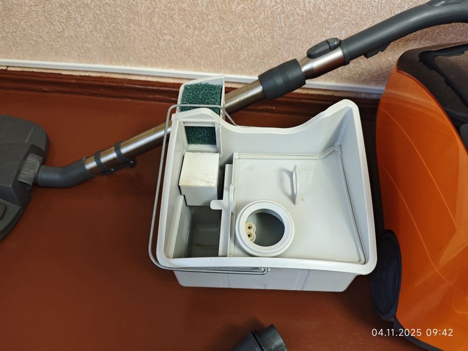 Моющий пылесос Thomas twin tiger