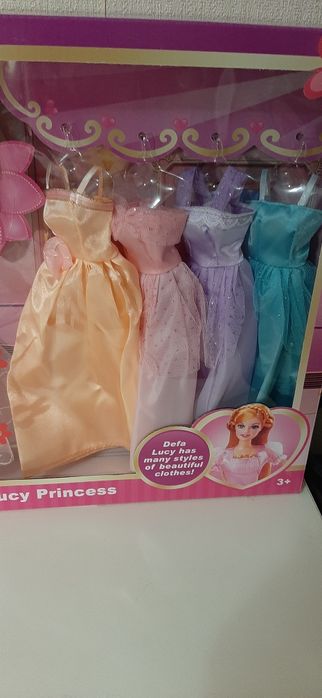 Лялька з вбранням і аксесуарами Великий набір 6073B