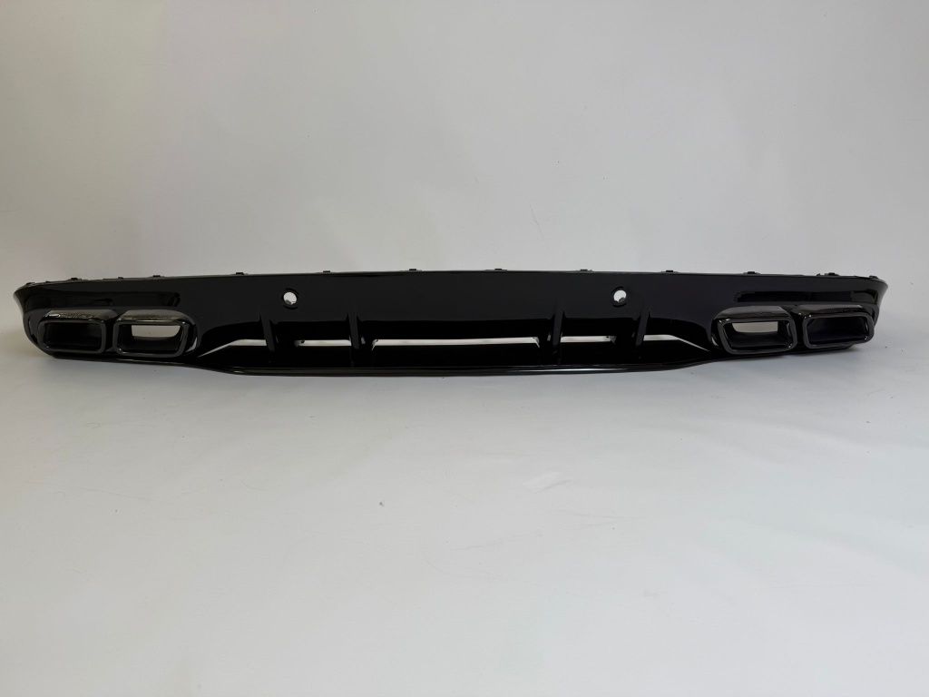 Mercedes W205 Coupe Dyfuzor Tylnego Zderzaka Splitter C63 Look Czarny