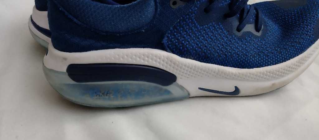 Nike Joyride Run Flyknit r. 44
