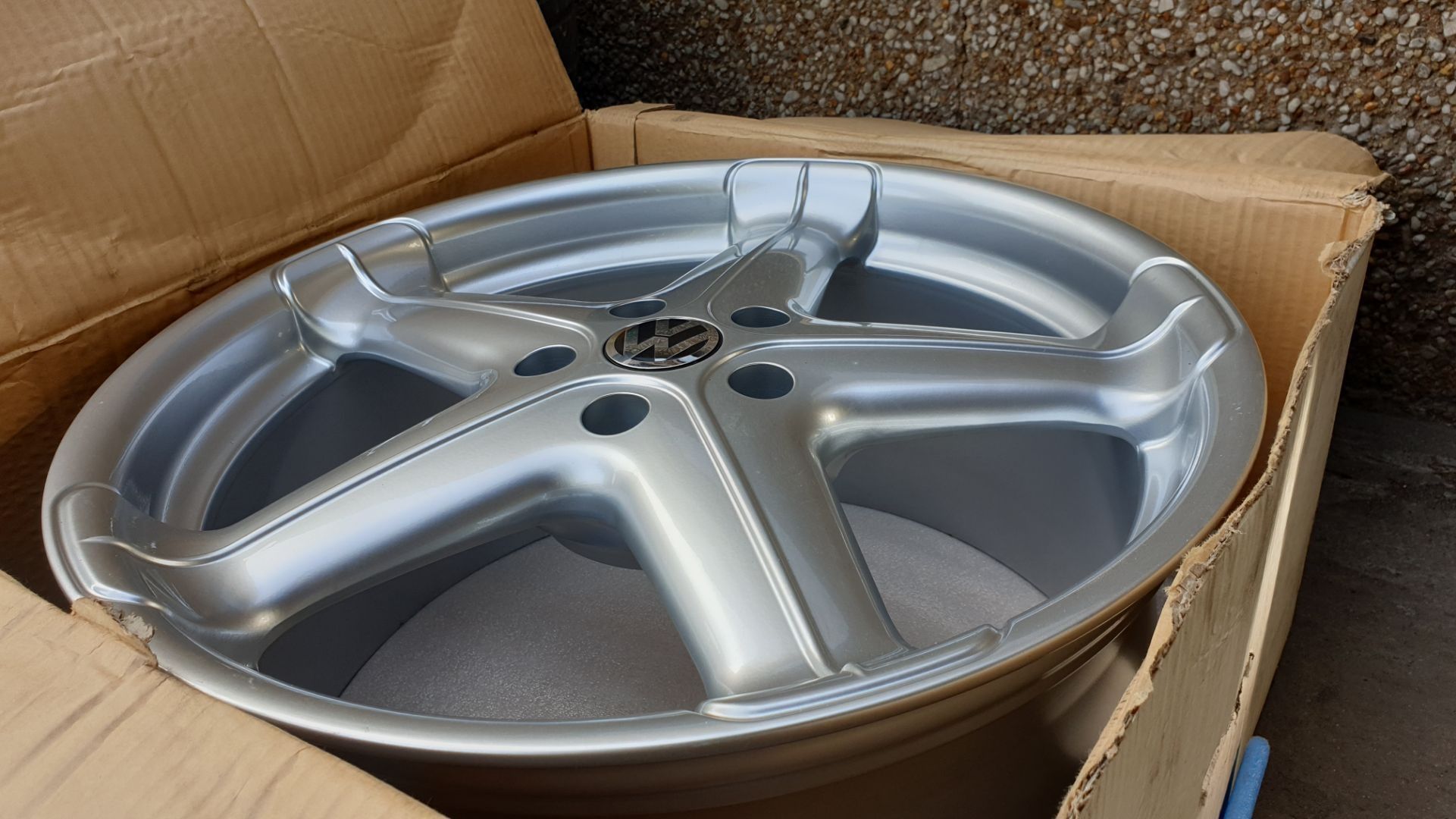 Felgi aluminiowe 5x120R20 VW T5, T6 Multivan