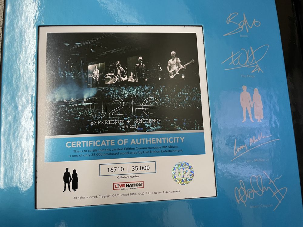 Livro ediçao limitada e certificada, U2 eXPERIENCE + iNNOCENCE 2018