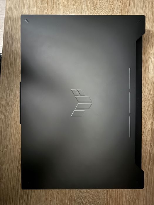 ASUS TUF Gaming A15 | GWAR. 16GB RAM R7-7735HS RTX4060 1TB SSD 144HZ