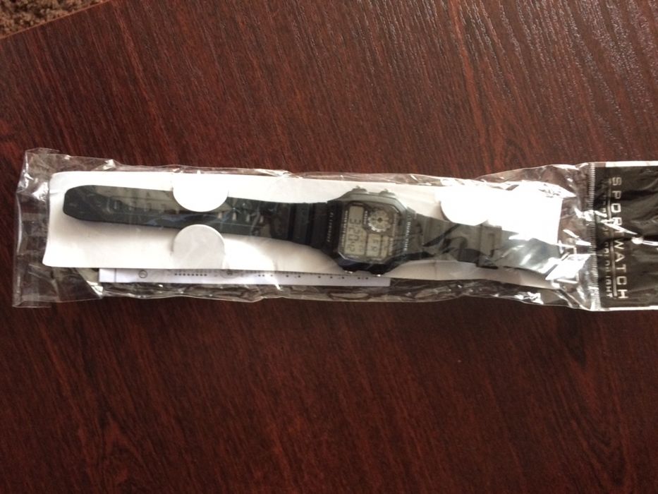 Годинник наручний