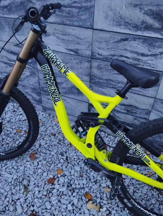 Commencal Supreme v3 DH/Fox 40/rock shox/Shimano     *Nowe części