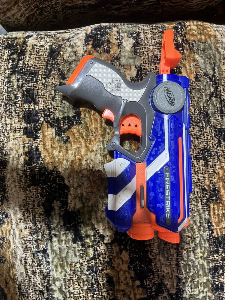 Nerf Blaster / Бластер