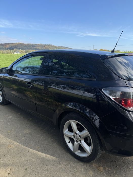 Opel astra h, 1.6 beznyzna gtc, zadbana