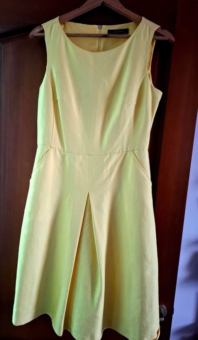 Шикарные платье Reserved белое и желтое