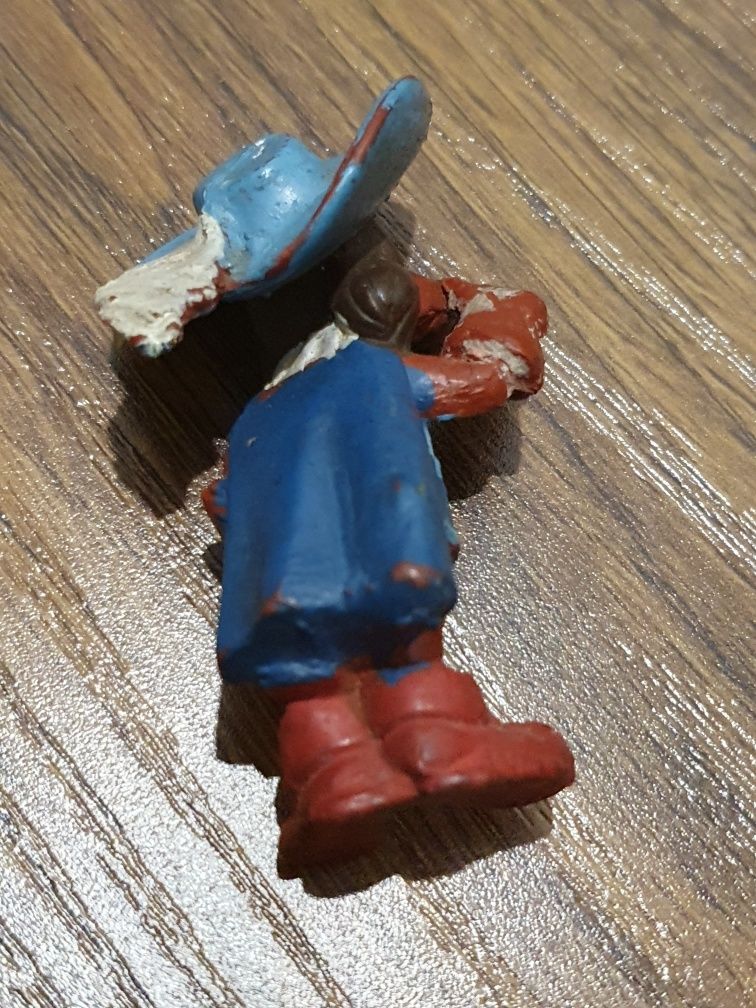 Figurka D’Artagnan Trzej muszkieterowie gumowa z czasów PRL