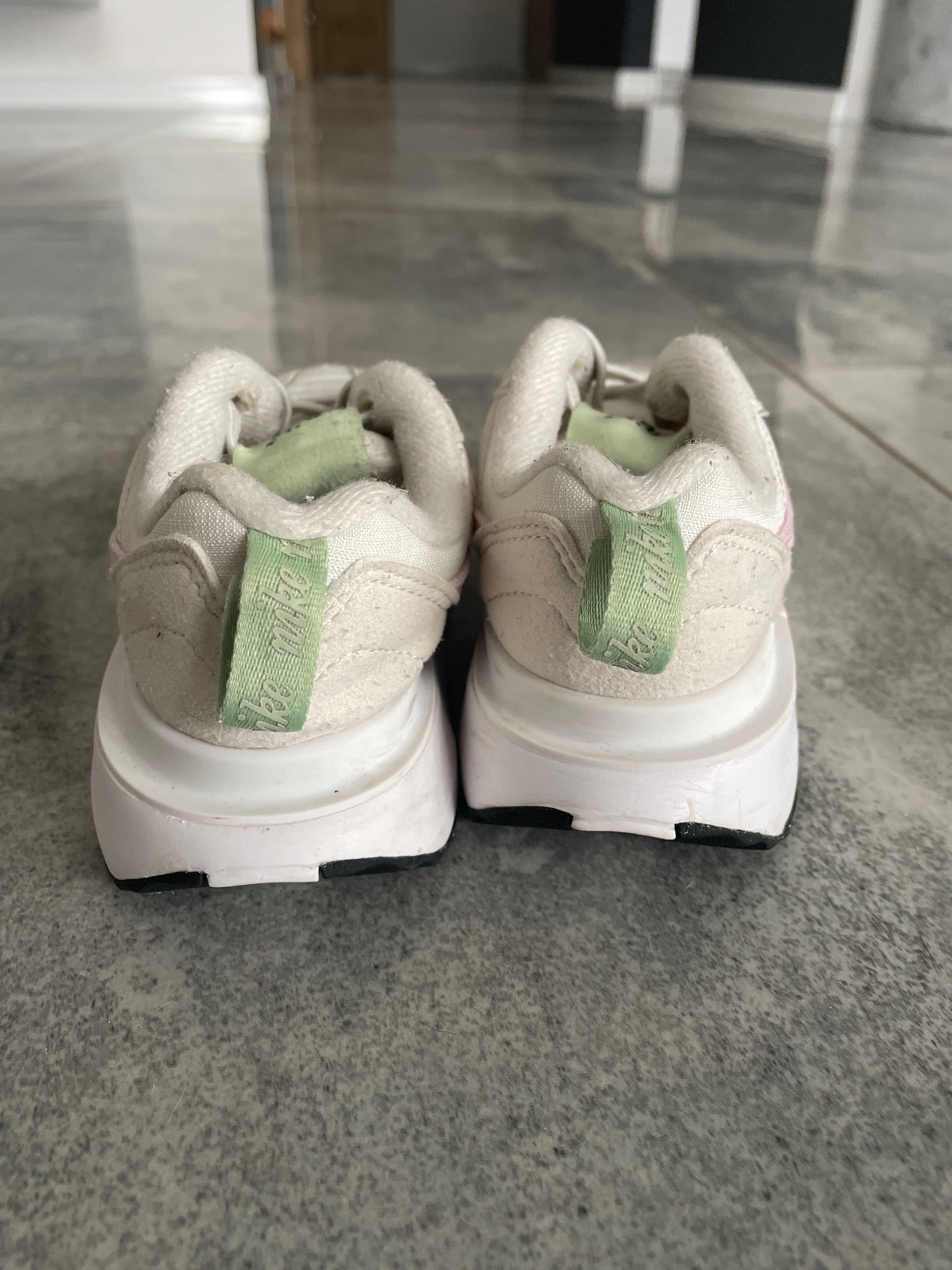 Buty Nike 26 biało różowe
