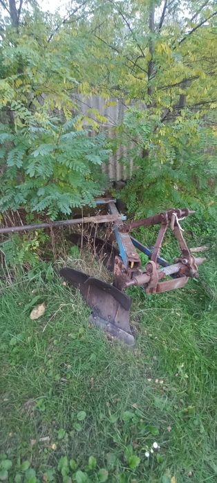 Продам трактор мтз 80 з культіватором та плугами на вибір