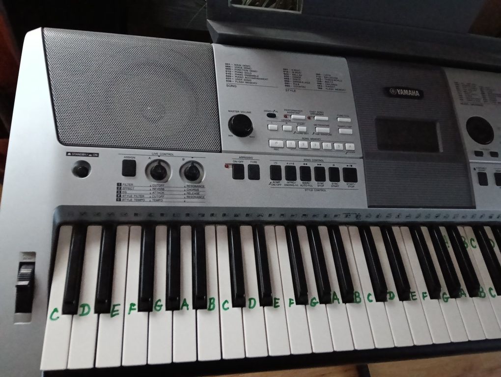 Keyboard pianino klawisze Yamaha PSR E 413