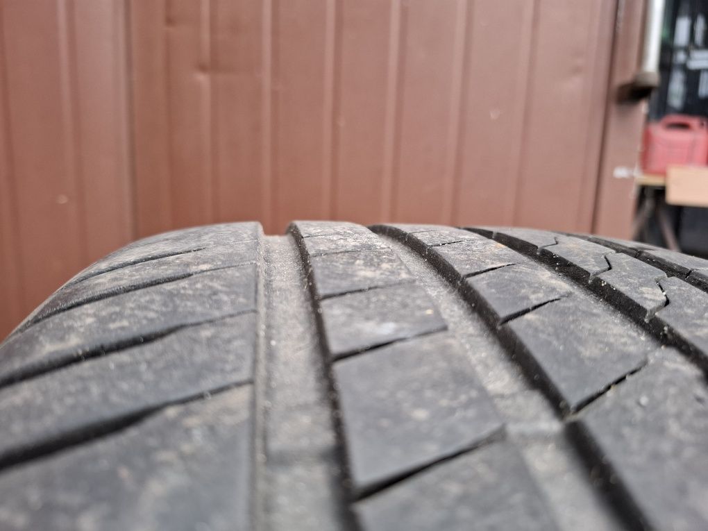 Opony Firestone Roadhawk 245/45 r19