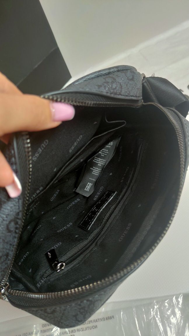 Монограмна чоловіча барсетка Guess. Сумка гес через плече