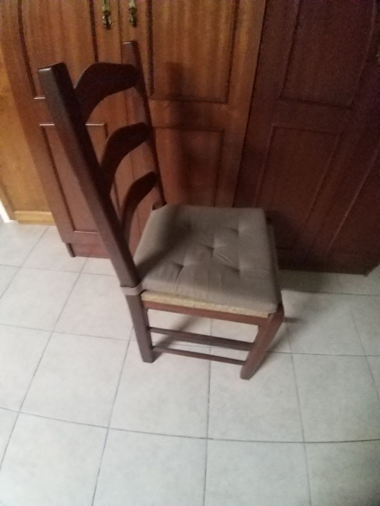 Cadeiras em mogno