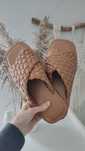 Arket klapki skórzane flip flops roz.40