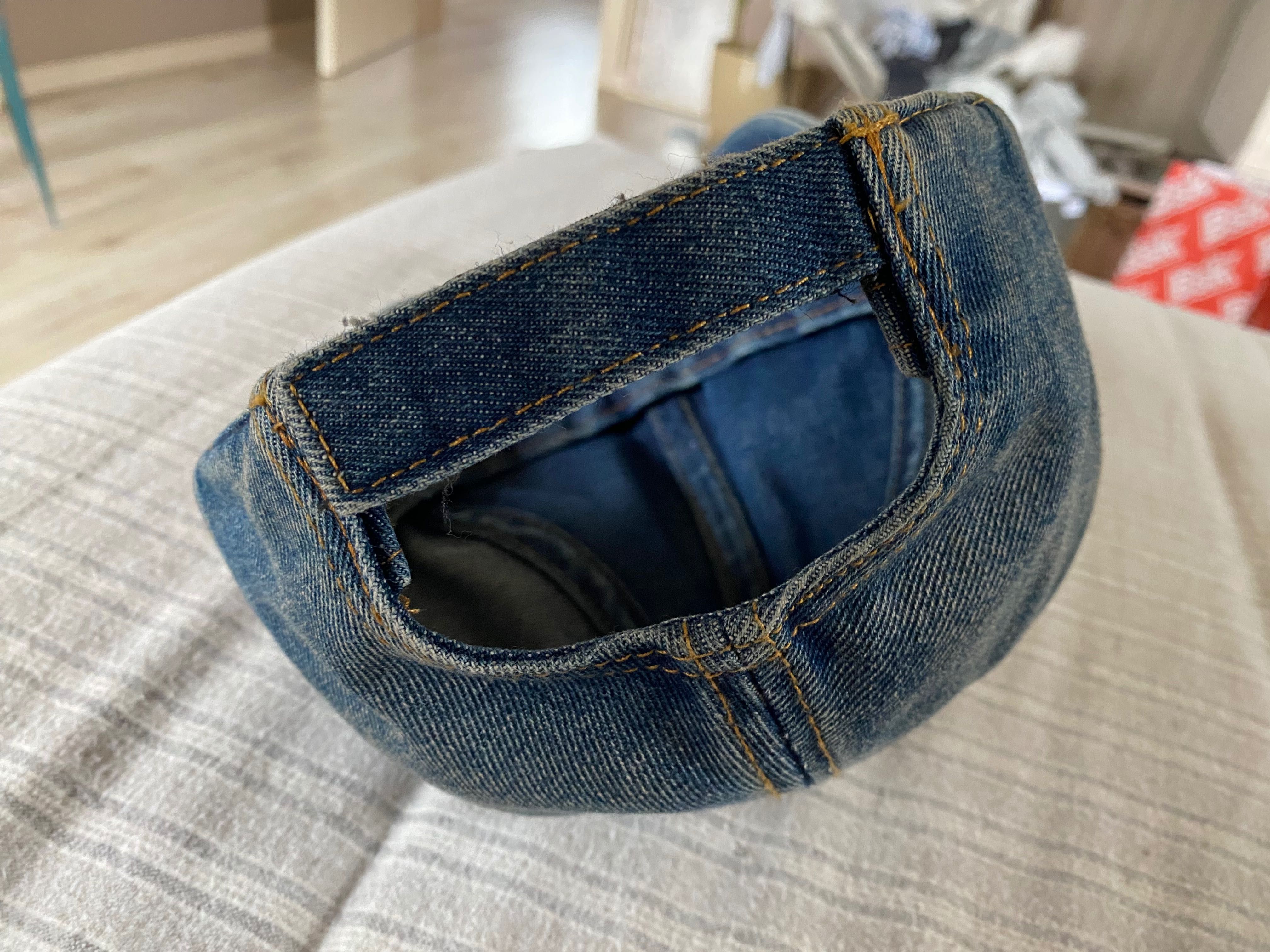 Czapka Prada jeans