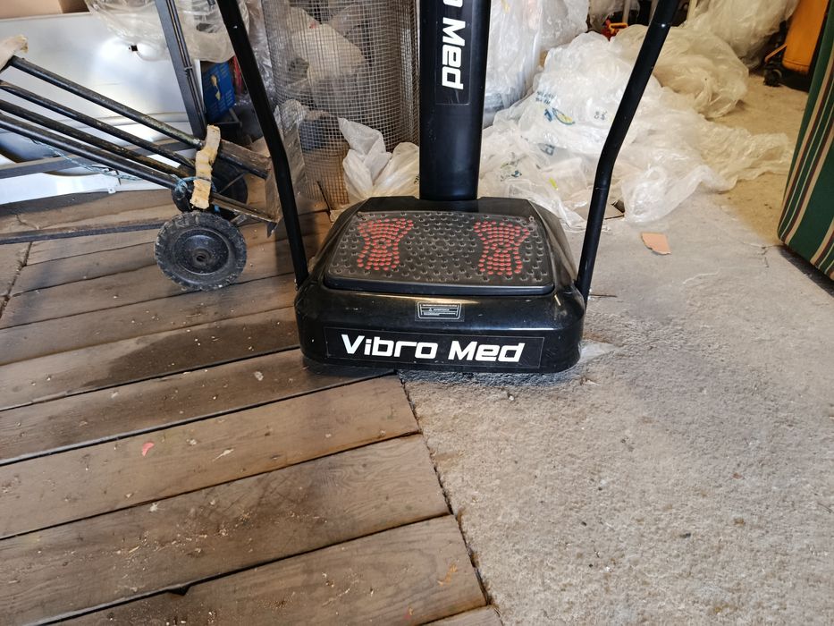 Máquina vibratória com pouco uso