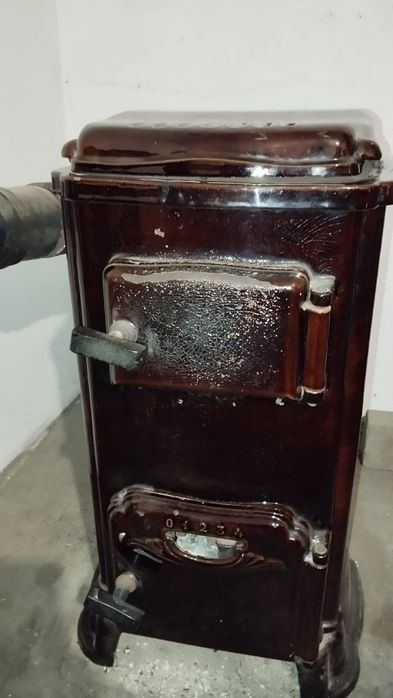 Piecyk żeliwny niemiecki Buderus koza