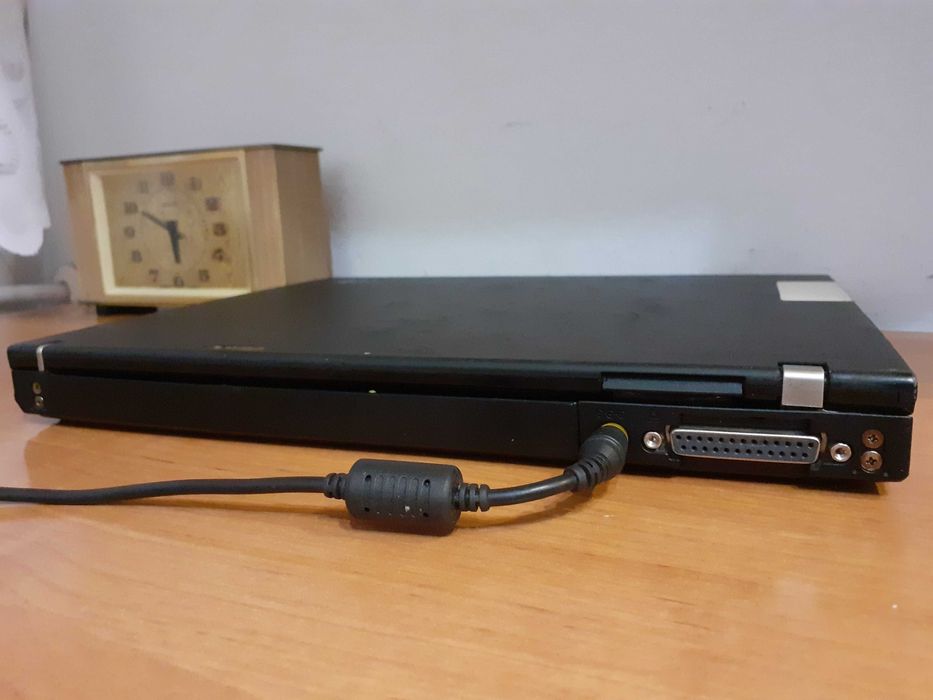 Promocja laptop IBM ThinkPad T43 Pentium M 1,86 GHz + GRATIS