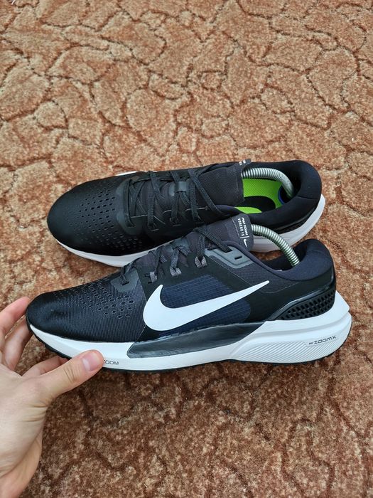 Оригинальные мужские кроссовки Nike Air Zoom Vomero 15