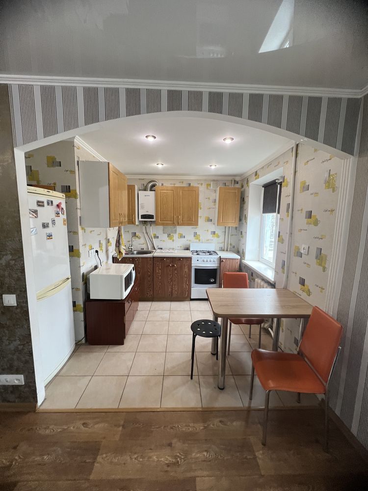 Продажа 2х ком кв, на 98 квартале ( ул Ярослава Мудрого)