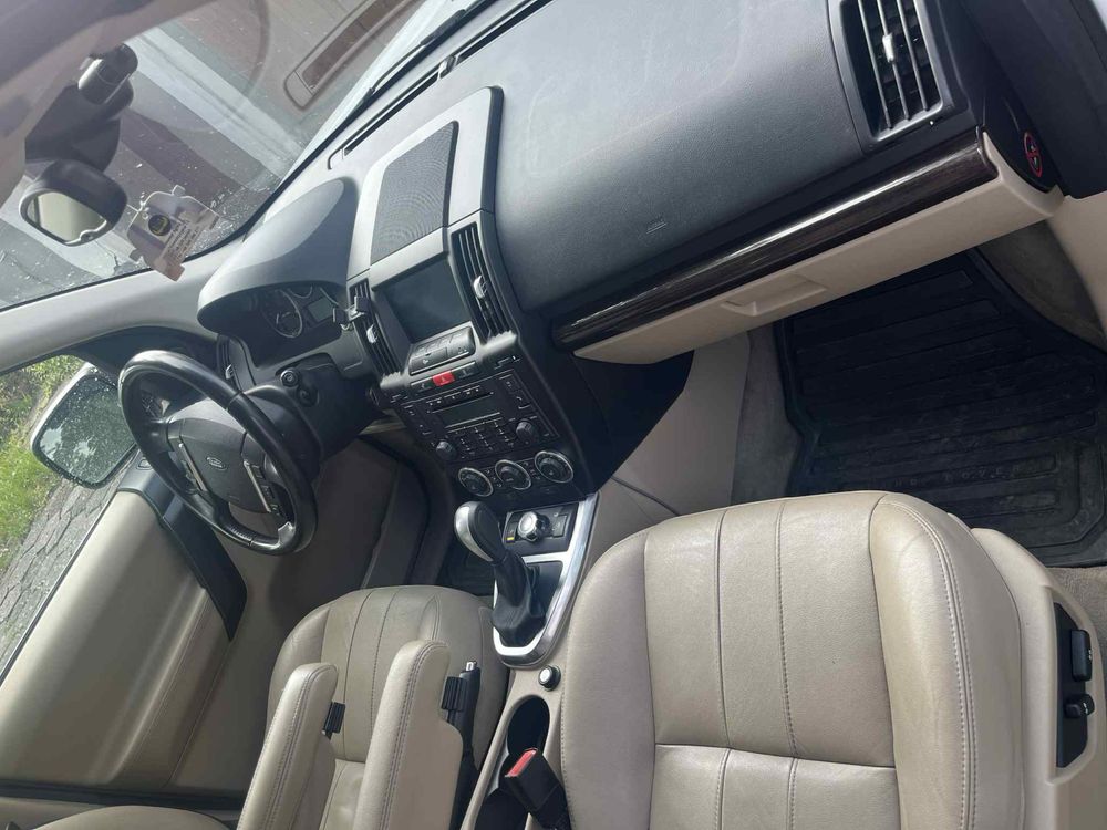 Land Rover Freelander 2