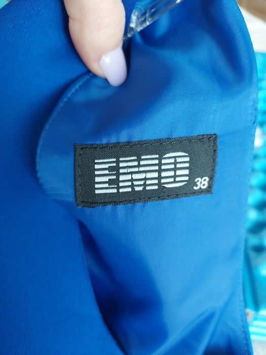 Chabrowa sukienka z falbanami sylwester karnawał wesele