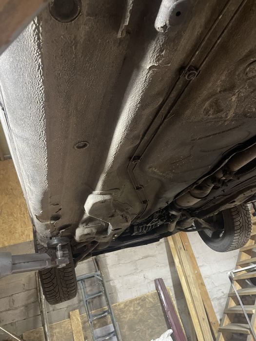 Ауди а6с4 2.5tdi 103kw