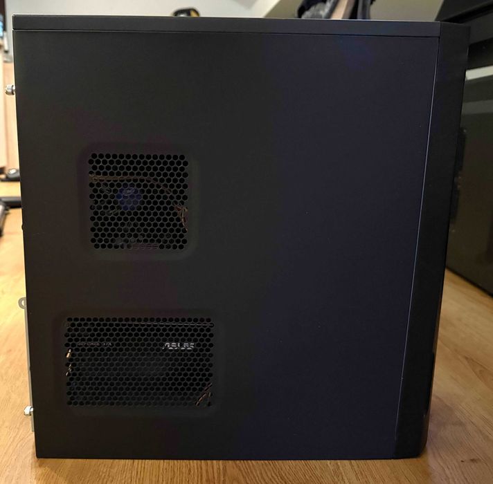 Komputer stacjonarny i5-4460 GTX 1050 Ti 16GB RAM