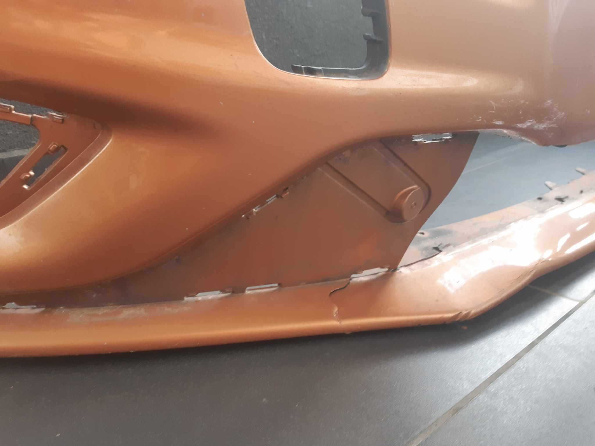 Zderzak przód Volvo V60 przed lift R design