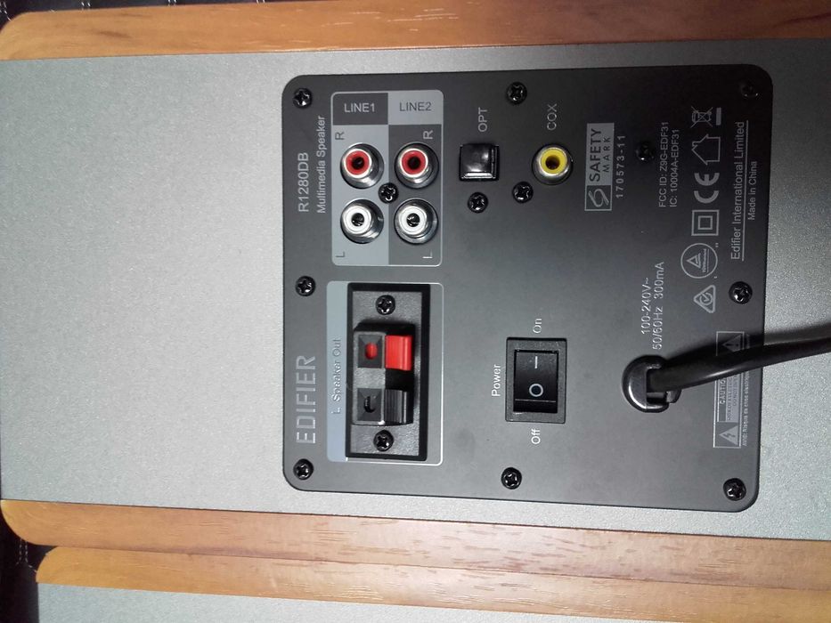 Głośniki Edifier R128DB