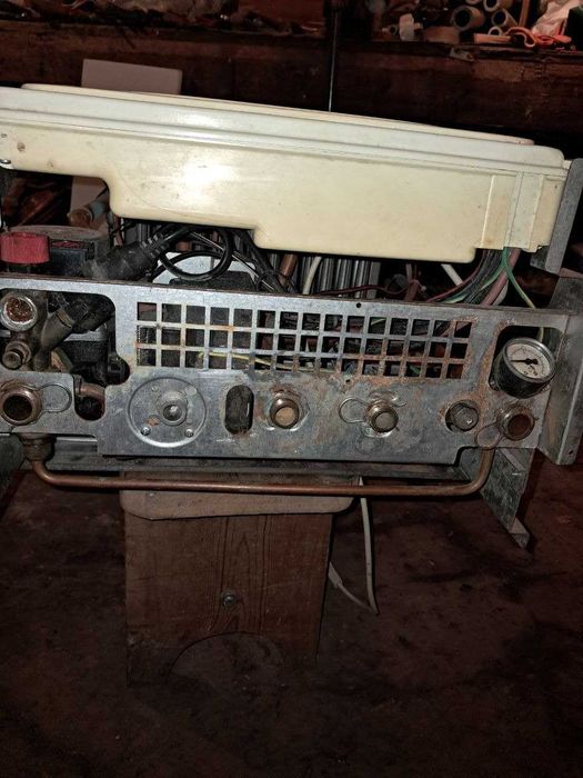 Продам двухконтурный газовый котёл Радиант 24 на детали.