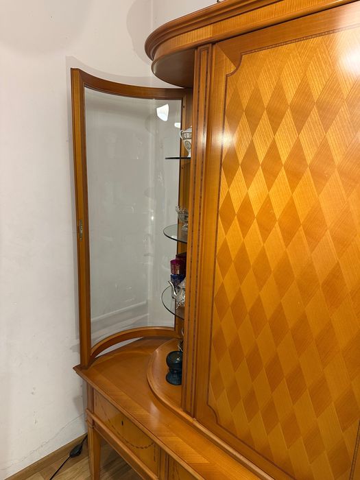 Do sprzedaży piękny kredens/witryna