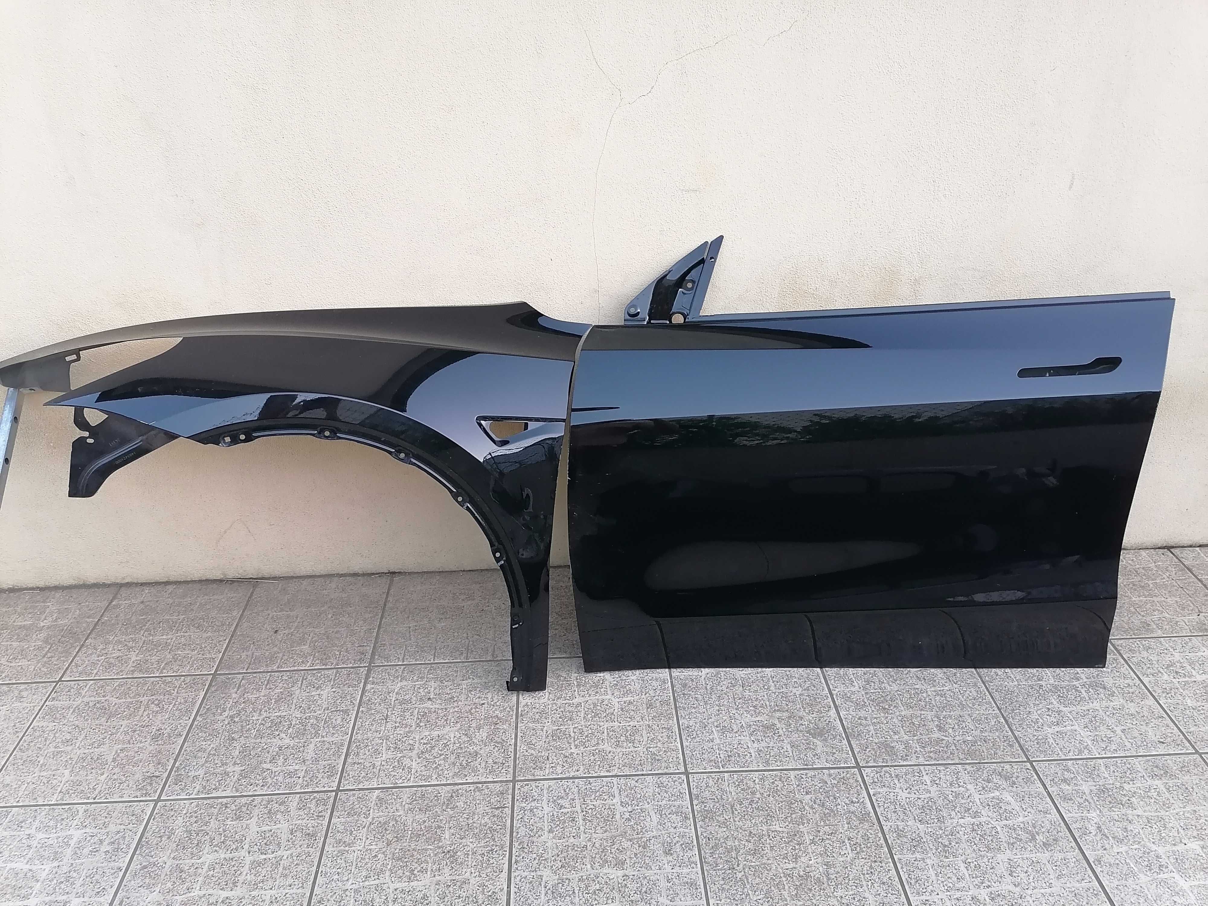 Porta guarda lamas Tesla model Y