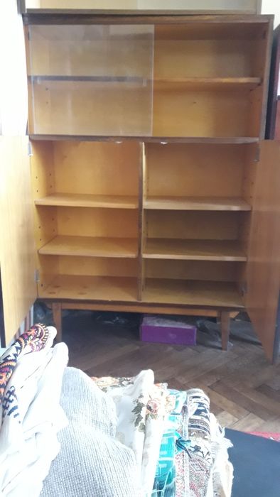 Шафа книжкова вінтажна